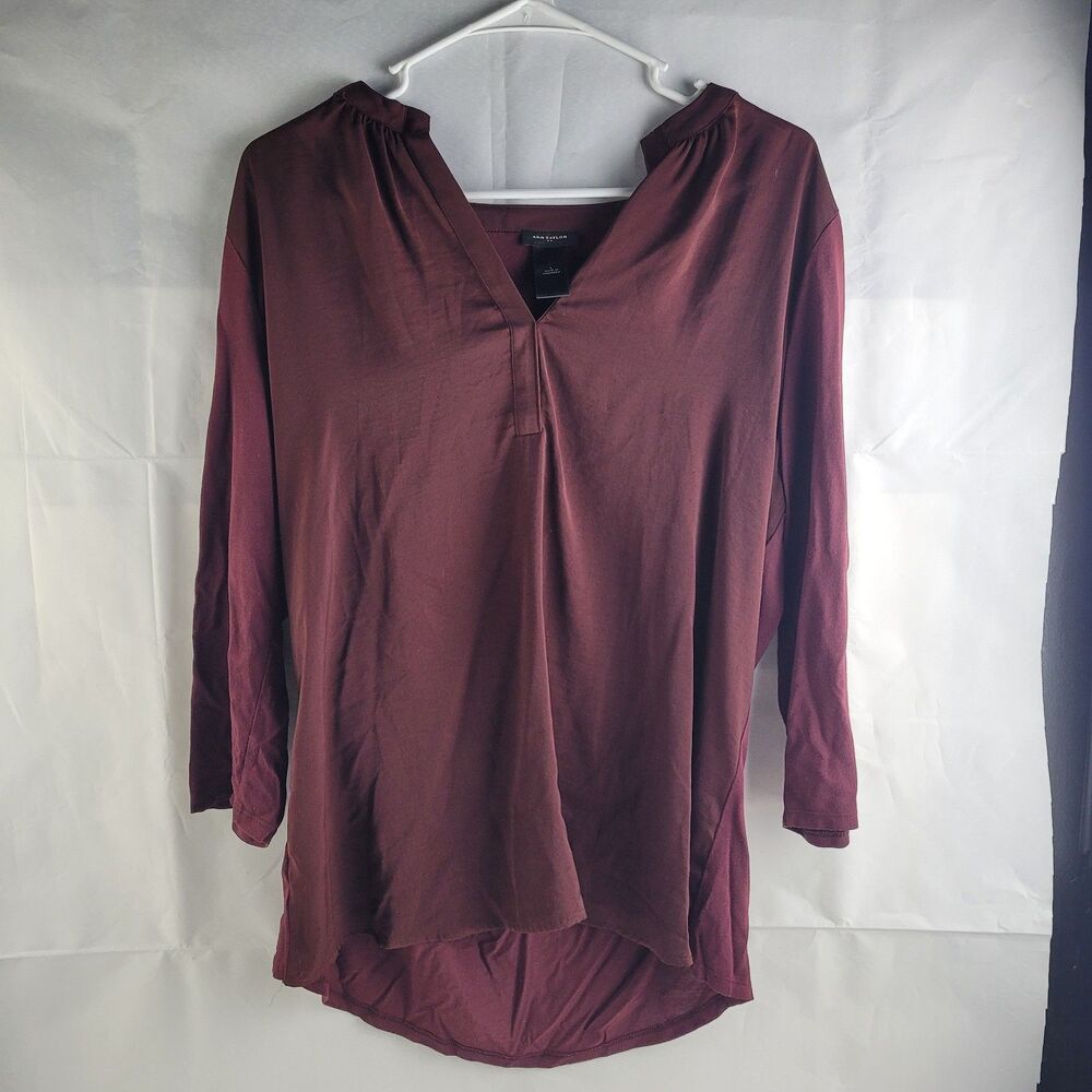 Ann Taylor burgundy V-neck tunic top Sz L